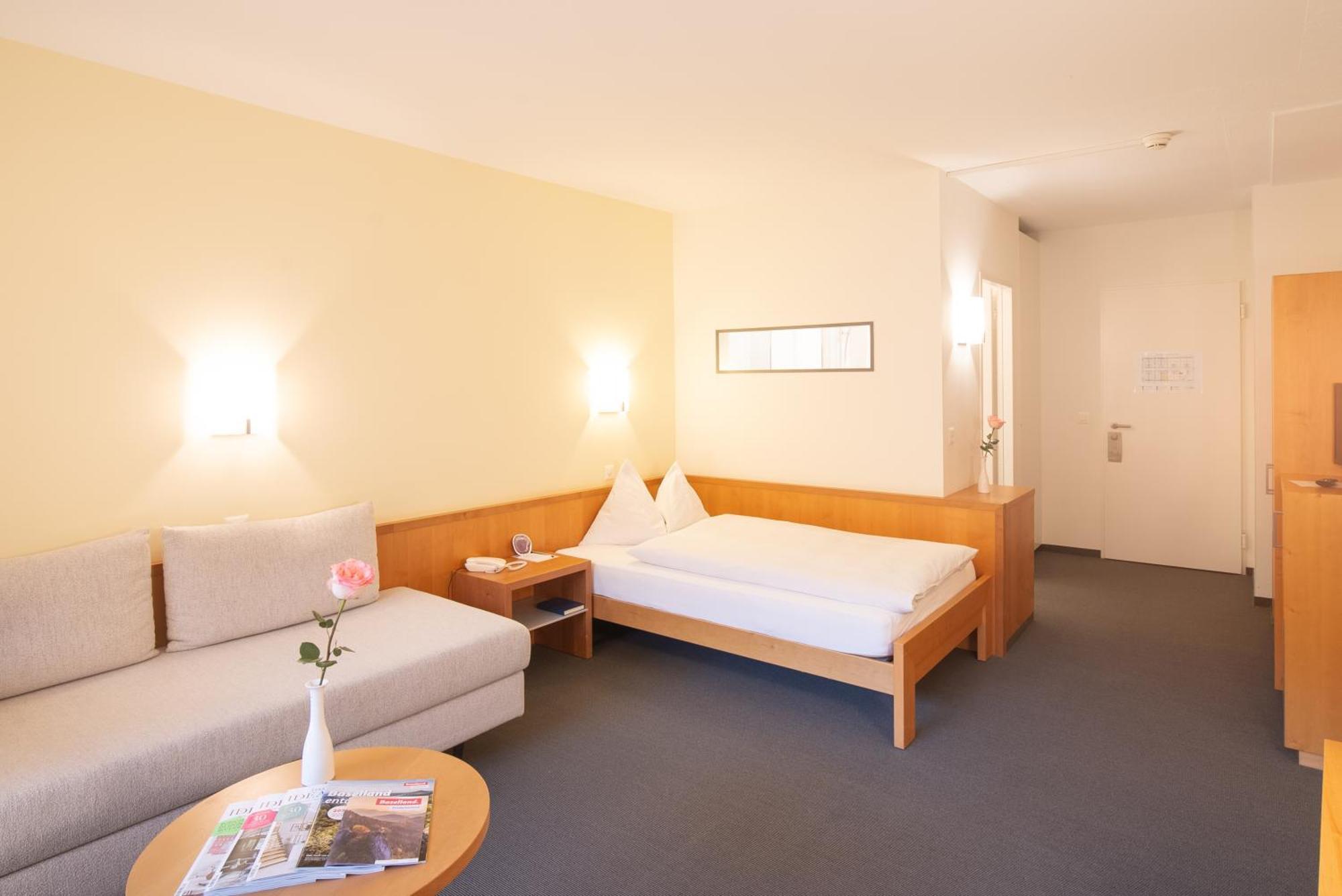 Hotel Bad Ramsach Laufelfingen Luaran gambar