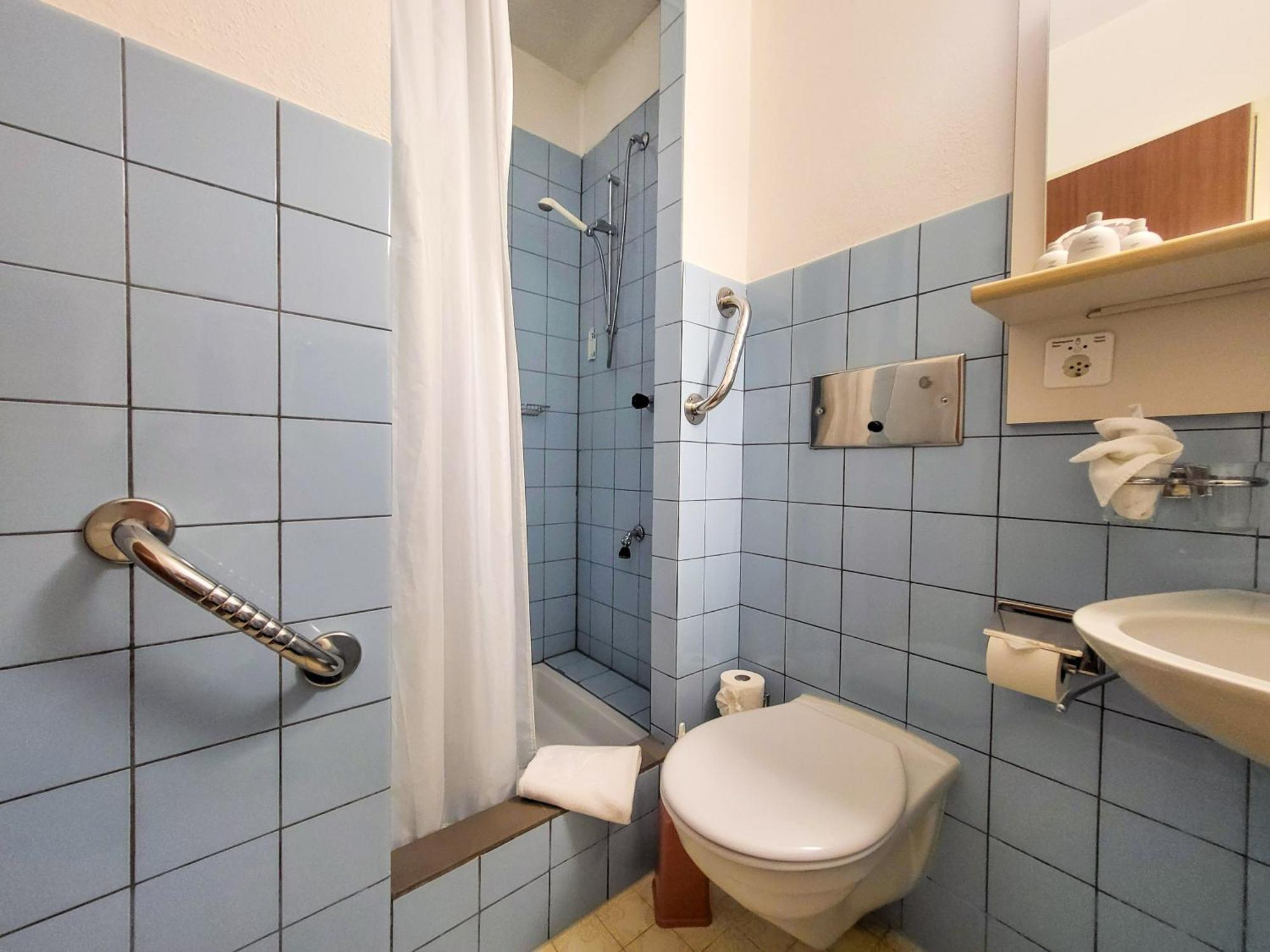 Hotel Bad Ramsach Laufelfingen Luaran gambar